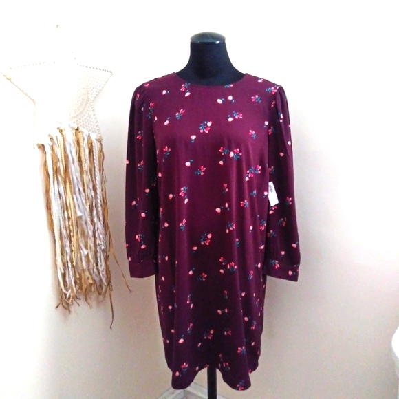 Old Navy Dresses & Skirts - Old Navy Long Sleeve Print Shift Dress